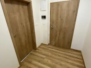 Pronájem bytu 1+kk, České Budějovice, České Vrbné, 38 m2