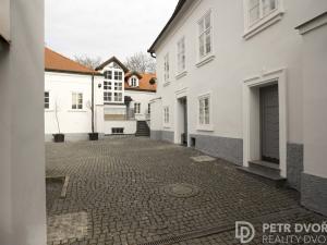 Pronájem bytu 1+1, Praha - Smíchov, U Pernikářky, 27 m2