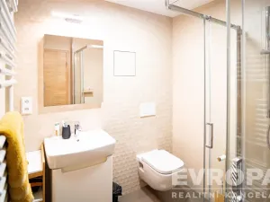 Prodej bytu 2+kk, Černý Důl, 47 m2