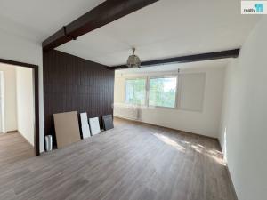 Pronájem bytu 1+1, Praha - Hloubětín, Kukelská, 43 m2