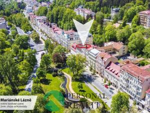Pronájem kanceláře, Mariánské Lázně, Hlavní třída, 20 m2