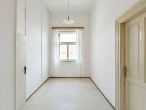 Pronájem bytu 3+1, Praha - Nové Město, Senovážné náměstí, 90 m2