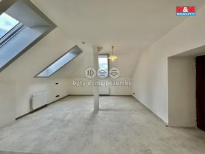Pronájem bytu 3+kk, Klatovy - Klatovy III, Domažlická, 85 m2