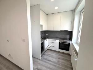 Pronájem bytu 2+kk, Ostrava, Balbínova, 48 m2