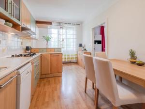 Pronájem bytu 1+1, Praha - Vinohrady, Kouřimská, 53 m2