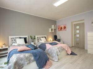 Prodej rodinného domu, Hulín, nám. Míru, 221 m2
