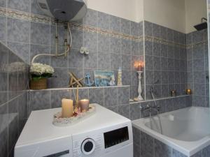 Prodej rodinného domu, Hulín, nám. Míru, 221 m2