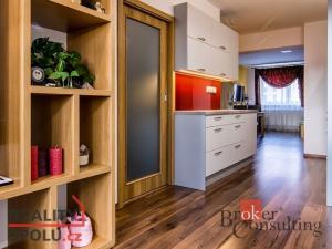 Pronájem bytu 3+1, Hradec Králové - Pražské Předměstí, Habrmanova, 91 m2
