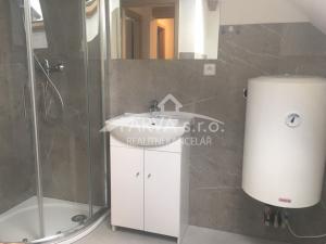 Pronájem bytu 2+kk, Plzeň - Skvrňany, Chotěšovská, 46 m2