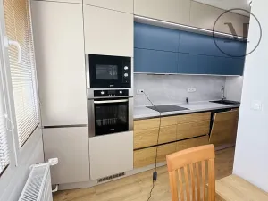 Pronájem bytu 2+1, Jindřichův Hradec, sídliště Vajgar, 55 m2