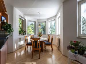 Prodej rodinného domu, Praha - Újezd nad Lesy, Novosibřinská, 270 m2