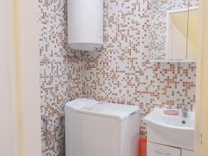 Pronájem bytu 1+kk, Karlovy Vary - Drahovice, Blahoslavova, 26 m2