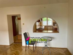 Pronájem bytu 3+1, České Budějovice, Čéčova, 80 m2