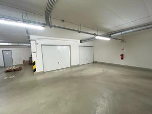 Pronájem garáže, Praha - Třebonice, Do zahrádek I, 20 m2