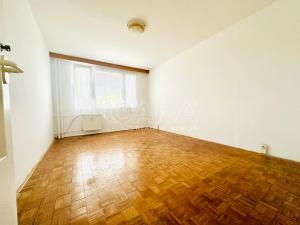 Pronájem bytu 2+1, Strakonice - Strakonice II, Dukelská, 65 m2
