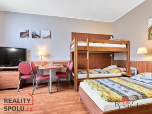 Prodej ubytování, Karlovy Vary - Bohatice, U Trati, 480 m2