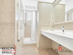 Prodej ubytování, Karlovy Vary - Bohatice, U Trati, 480 m2