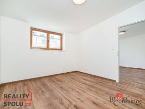 Pronájem bytu 2+kk, Praha - Žižkov, Baranova, 41 m2