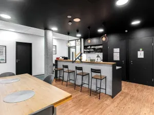 Pronájem kanceláře, Praha - Smíchov, Nádražní, 539 m2