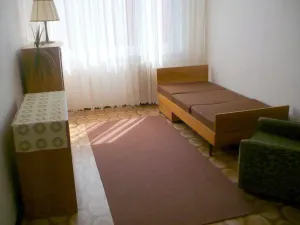 Pronájem pokoje, Praha - Uhříněves, Přátelství, 13 m2