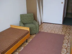 Pronájem pokoje, Praha - Uhříněves, Přátelství, 13 m2