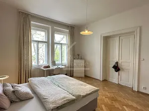 Pronájem bytu 4+1, Praha - Vinohrady, Korunní, 150 m2