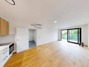 Pronájem bytu 2+kk, Praha - Modřany, Československého exilu, 65 m2