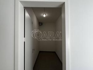 Pronájem bytu 2+kk, Praha, Armády, 65 m2