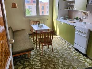 Pronájem bytu 2+1, Praha - Strašnice, Krupská, 64 m2