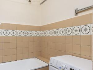 Pronájem bytu 2+1, Praha - Strašnice, Krupská, 64 m2