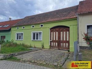 Prodej rodinného domu, Kuchařovice, 190 m2