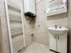 Pronájem bytu 1+1, Poděbrady, Hakenova, 38 m2