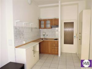 Pronájem bytu 1+1, Praha, Anglická, 44 m2