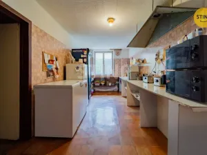 Prodej komerční nemovitosti, Horní Město - Rešov, 600 m2