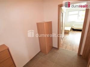 Pronájem bytu 1+kk, Praha - Uhříněves, Ke kříži, 36 m2
