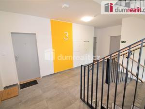 Pronájem bytu 1+kk, Praha - Uhříněves, Ke kříži, 36 m2