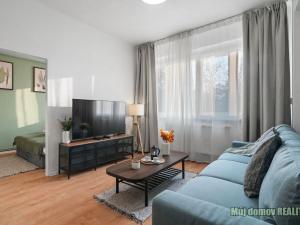 Pronájem bytu 2+kk, Praha - Vysočany, Kolbenova, 55 m2