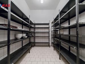 Prodej obchodního prostoru, Havířov - Šumbark, U Nádraží, 654 m2