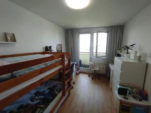 Prodej bytu 2+kk, Milovice, Topolová, 69 m2