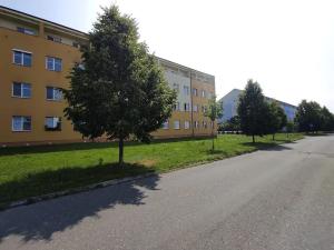 Prodej bytu 2+kk, Milovice, Topolová, 69 m2