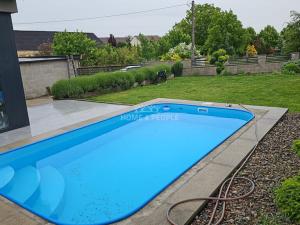 Pronájem rodinného domu, Slaný - Lotouš, 80 m2