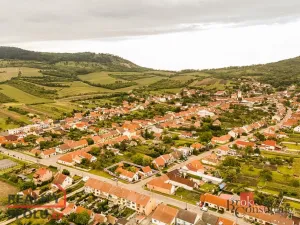 Prodej rodinného domu, Perná, 403 m2