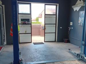 Pronájem komerční nemovitosti, Červený Újezd, 1 m2