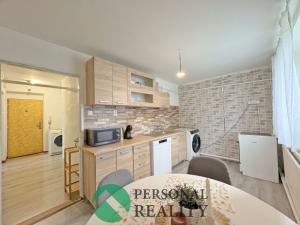 Prodej bytu 3+1, Prachovice, U Sokolovny, 62 m2