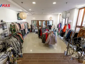 Prodej obchodního prostoru, Karlovy Vary, Divadelní náměstí, 115 m2