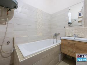 Pronájem bytu 3+1, Plzeň, Malická, 86 m2