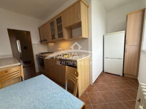 Prodej bytu 3+1, Plzeň - Lobzy, Pod Vrchem, 64 m2