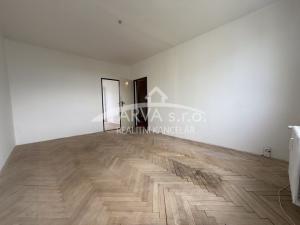 Prodej bytu 3+1, Plzeň - Lobzy, Pod Vrchem, 64 m2
