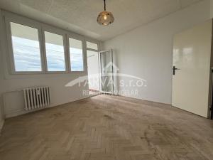 Prodej bytu 3+1, Plzeň - Lobzy, Pod Vrchem, 64 m2