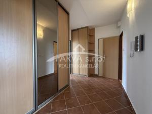 Prodej bytu 3+1, Plzeň - Lobzy, Pod Vrchem, 64 m2